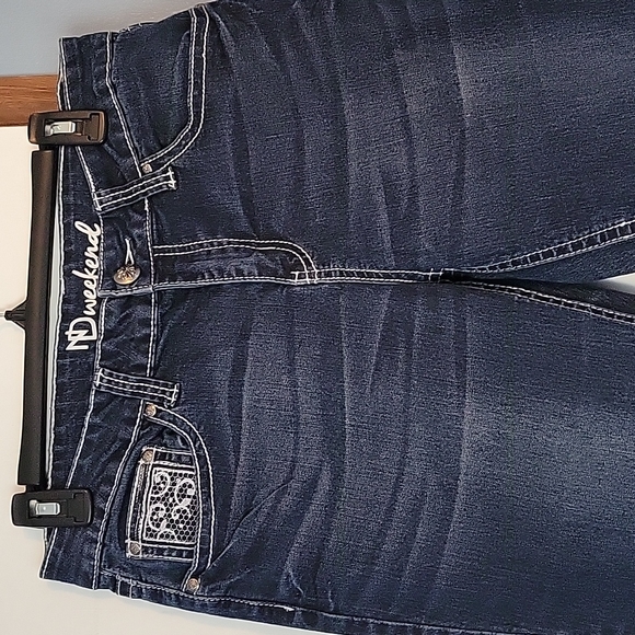 ND Weekend Women's Bootcut Jeans with beautiful embroidery Cross pockets Size 12 - Picture 2 of 9